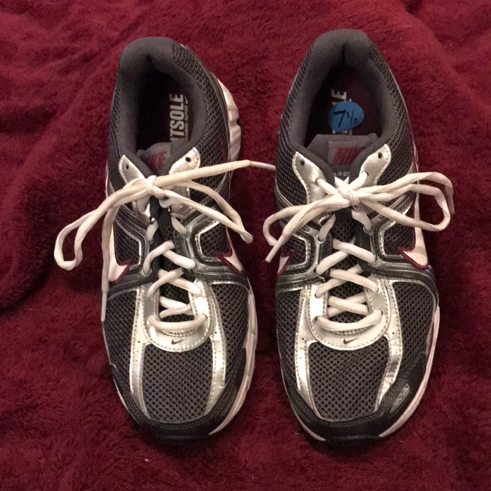NEW Nike Running Shoes